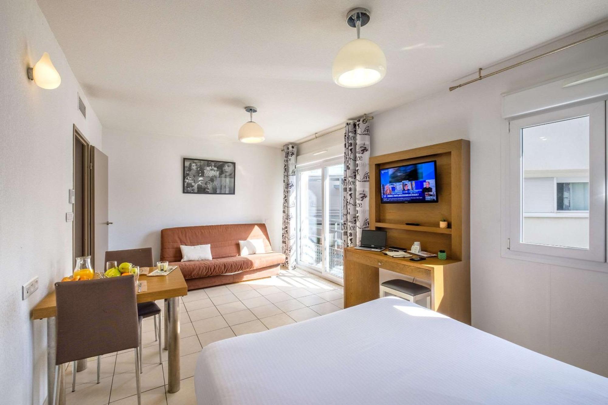 Comfort Aparthotel Antibes Le Maestria Ngoại thất bức ảnh